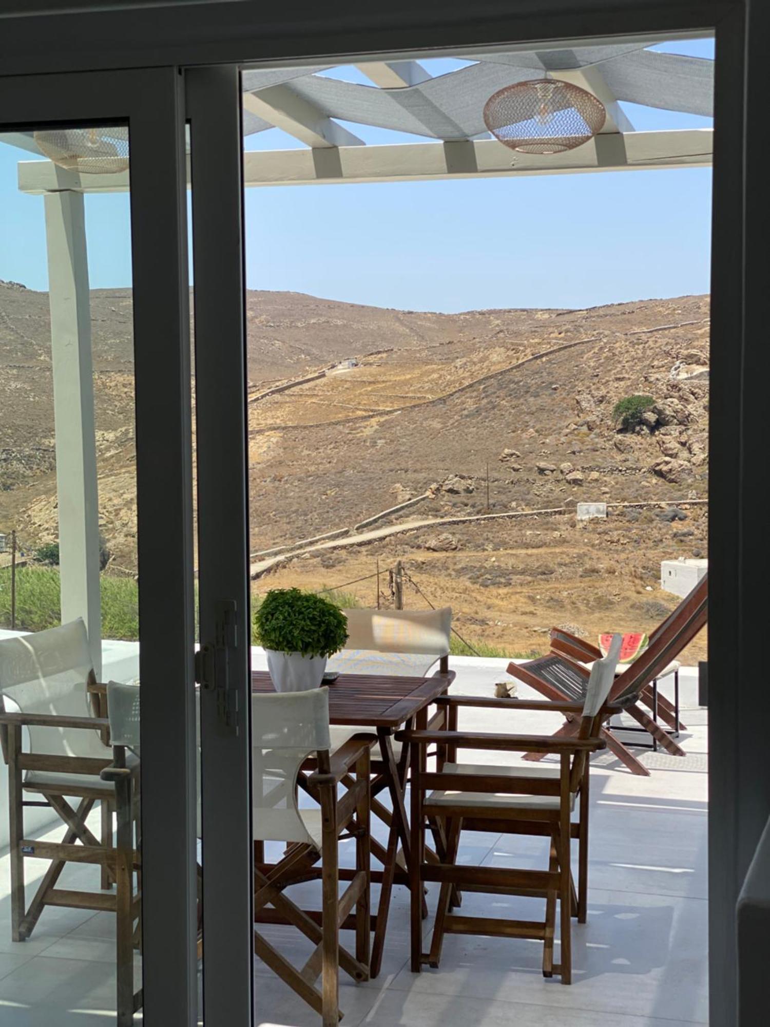 Miramare Suites Mykonos Merchia Beach ภายนอก รูปภาพ