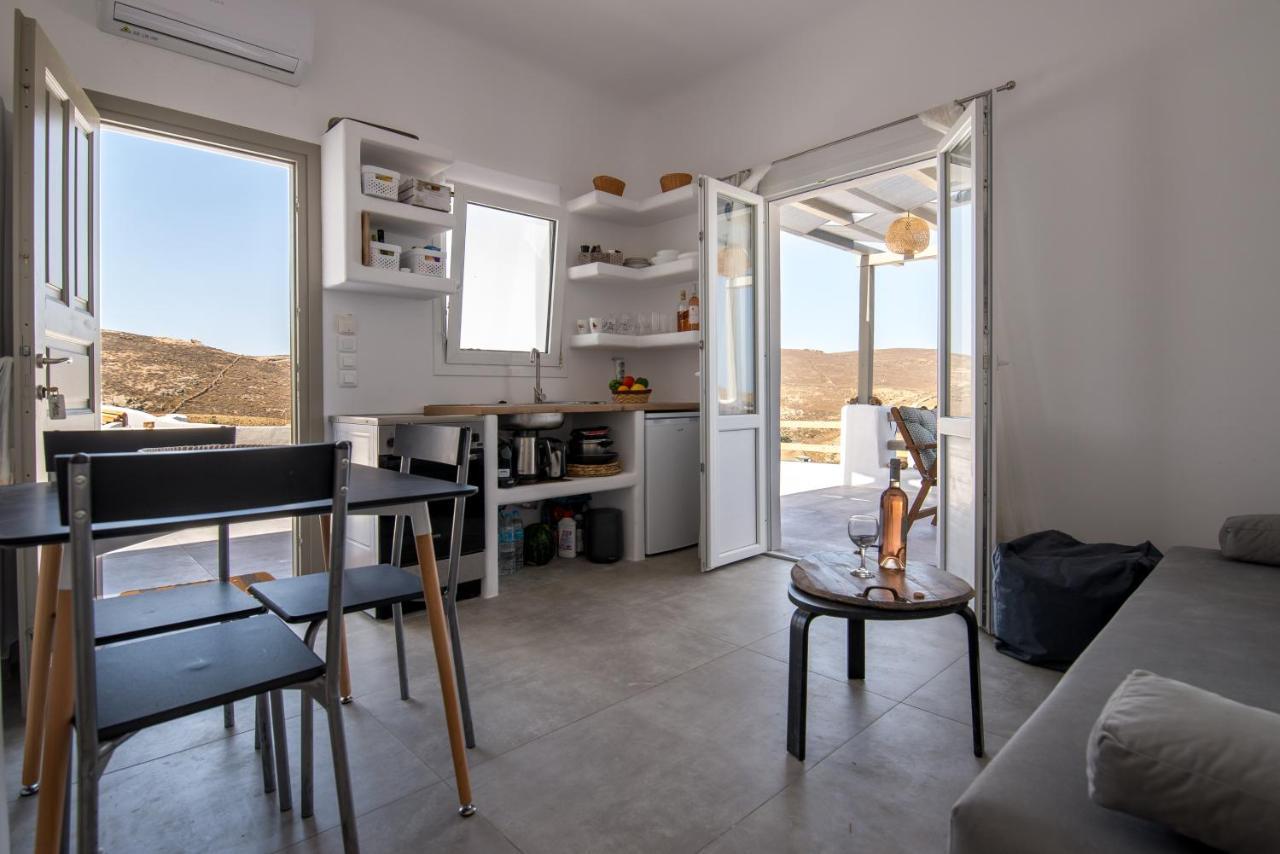 Miramare Suites Mykonos Merchia Beach ภายนอก รูปภาพ
