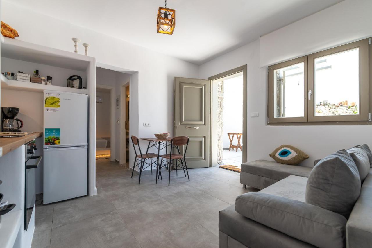 Miramare Suites Mykonos Merchia Beach ภายนอก รูปภาพ