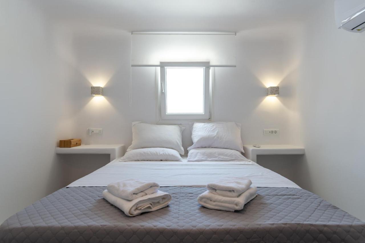 Miramare Suites Mykonos Merchia Beach ภายนอก รูปภาพ