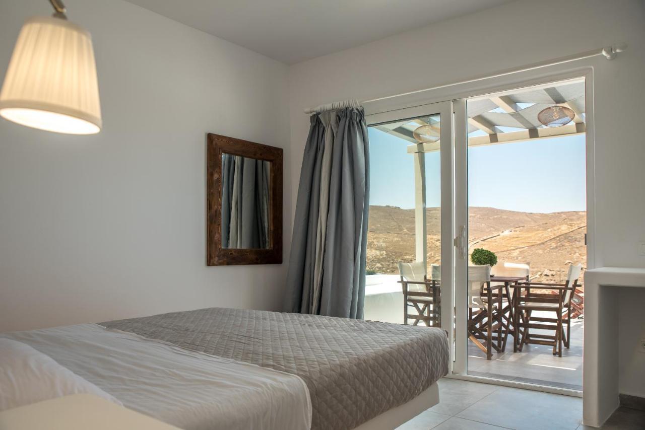 Miramare Suites Mykonos Merchia Beach ภายนอก รูปภาพ